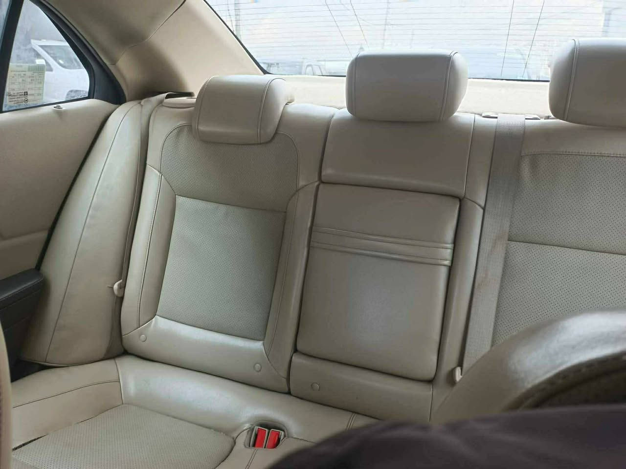 🔹للبيع
🔹شوفرليت ماليبو 
🔹موديل  2013
🔹 وارد خليجي
🔹 الموديل: 2013
🔹 الصبغ: قطعتين فقط
🔹 المحرك: مبدل جديد قبل 4 أشهر
🔹 السيارة مرتبة وجاهزة للاستخدام
🔹 لا تحتاج أي مصروف

🔹السيارة نظيفة ومكفولة 

🔹سعر 105 وبيها مجال

📞 للاستفسار: ***********
