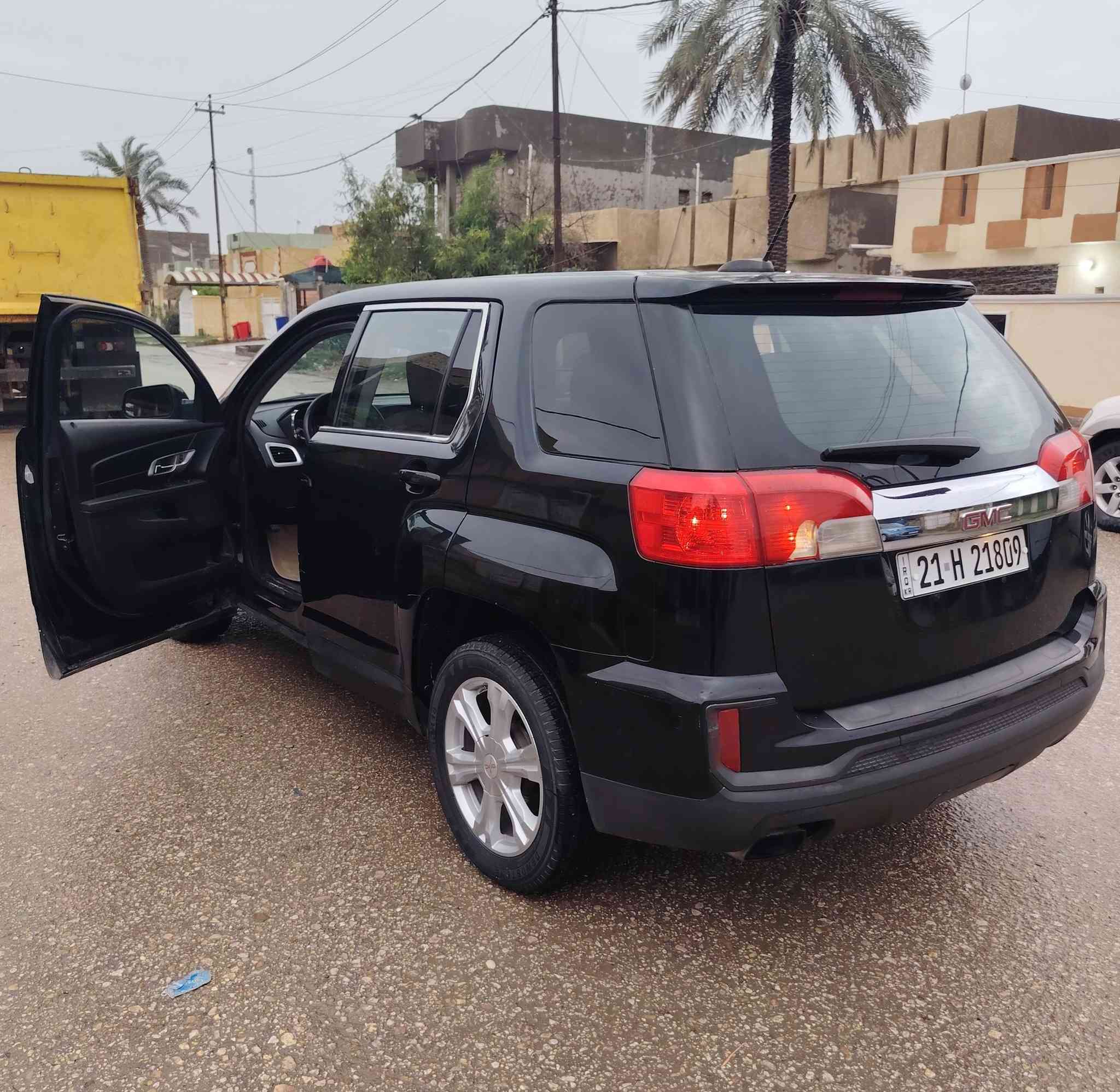 السلام عليكم 
للبيع جمسي تيرين اسود 2017
مكينة 2400 SLE
 رقم السليمانية
هزة سنوية 2028 بأسمي
شرط تخم تاير
كير
مكينه
تبريد
تحكم
كهرباء كلها بلاد
ترايك السليمانيه
السياره صبغ حزام وسونار مرفق
السعر 125بيها مجال أتصال او خاص متواجد الرقم***********
***********
