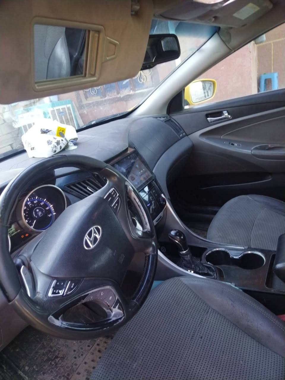 السلام عليكم من رخصت الأدمن سوناتا ٢٠١١فول فتحة بصمه السياره بيها نقوصات يرادلها ترتيب محرك٢٤٠٠ كير حداديه كهربائيات رقم بغداد تحويل مباشر السعر ٩٥ مراوس أو بيع العنوان قرب سجن أبو غريب ***********
