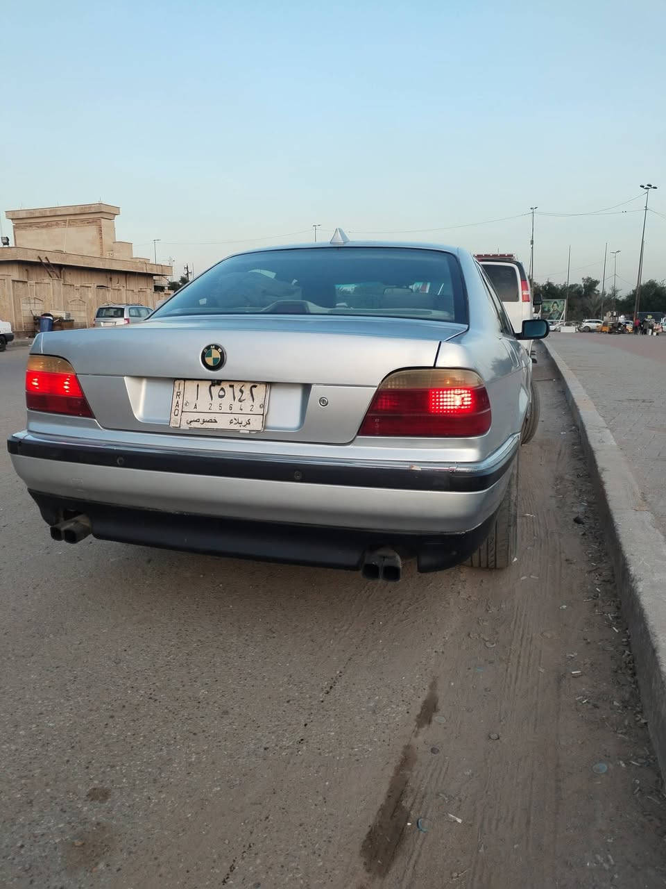 سياره بي ام للبيع لو مرواس موديل 95 محدثة 2000
صباغ جماليه
مكينه جديد
وكير جديد
حداديه جديد
منضومه تبريد كله جديد شرط وياه سويج
تحويل ثاني يوم مرايات شفط
كل نقص مابيها سياره خير من الله الاستفسار على هذا الرقم ***********
