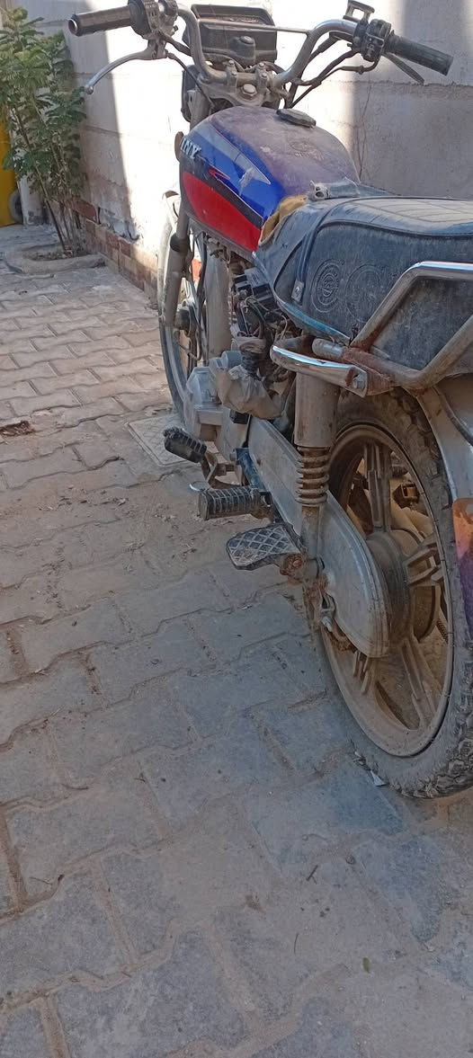 دراجه للبيع عنواني المثنى قضاء الرميثة دراجه عوزهه كهربائيات سعرهه 450الف الشراي يجي خاص مكينه نضيفه


**إذا كنت صاحب هذا الإعلان وتريد حذفه لأي سبب، رجاءا أرسل رسالة إلى الدعم الفني**