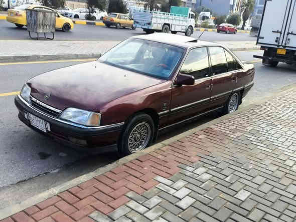 للبيع
اوميكا صندوك مديل 1993  مكينه حجم 20 كير تومتيك وسلايت بالسقف 
كير ومكينه جديد صبغ عام جماليه بدون ضرر 
طخم جديد تيرات جدد تدفئه نار 🔥
وايرمنيه كلها شغاله ..مضخم صوت.. قفل مركزي 
السياره جاهزه وما تصرف عليها دينار شغل واطلع 
ترايها كلش حلو 
تحويل شرط السياره باسمي سنويه جديده
السعر 45 وبيها مجال بسيط
الاتصال 
***********
