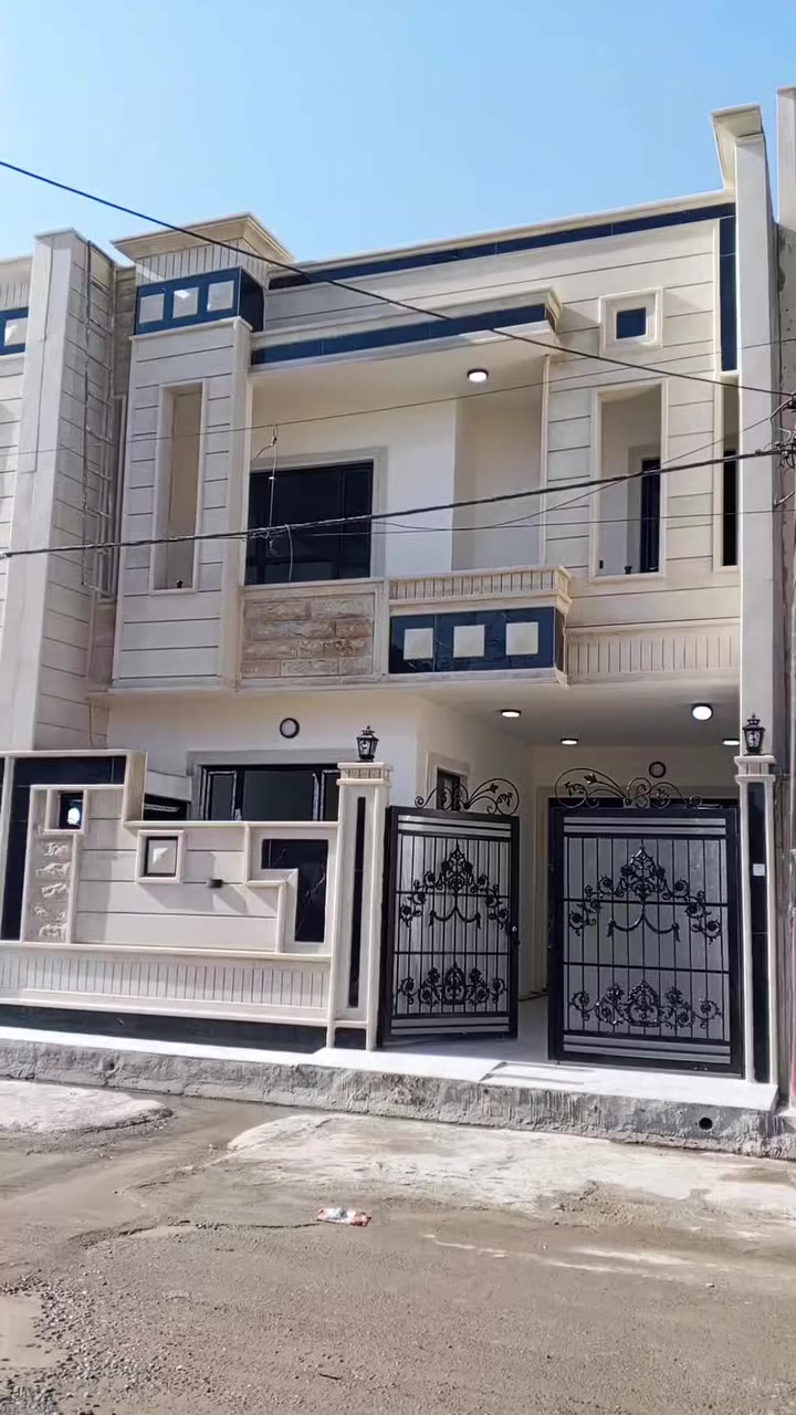 دار سكني للبيع 
مساحة 150 متر طابقين 
بناء زيرو تسليم فوري 
في الموصل حي السماح الئساتذة 
سند طابو ملك صرف شرط التحويل 
***********
واتساب ***********
مكتب اوتار للعقار سايدين حي السماح الاركان مجاور صيدلية ركن المشاعل
