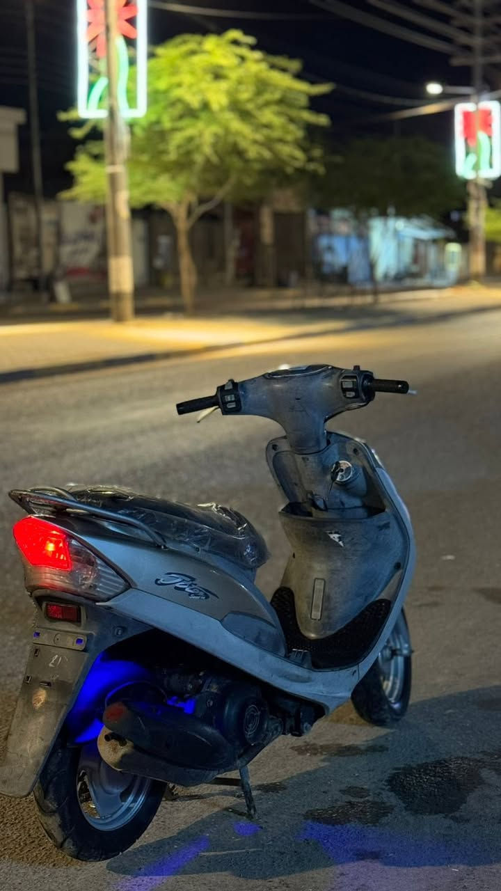 السلام عليكم قجمه حاويه بلاديه كلشي شغال ماعده السلف توه وكف بيهه
الدراجه خير من الله نهضة وشلعة فول
السعر 975 وبيه مجال للشرايه
مكانهه البصره قضاء المدينه شارع الكرامه
متوفر واتساب ***********
