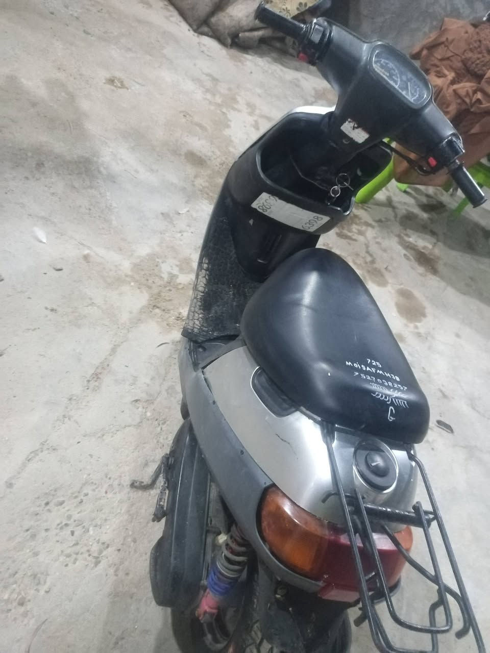 السلام عليكم دراجه بطه جديده دراجه زينه مرتبه كلشي جديد دراجه مابيها عطلات ابد صالها فوك ٣اشهر عندي ماعطلانه كيج مال سرعه يشتغل بكاني كربلاء المقدسه الجماليه للاستفسار الاتصال على الرقم *********** موجود واتساب السعر ٣٠٠الف وبيها مجال قليل حك الجيه او مراوس نزل خاص
