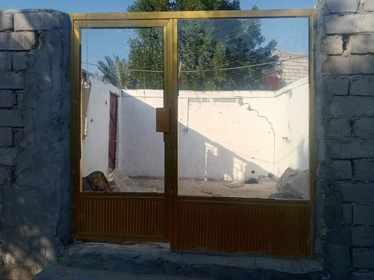 متاح باب صالون جام المنيوم اصلي نضافه 90 )))السعر 130
متاح باب حديد زغير السعر 35 مكلف بل للنشر هاذ رقم صاحبهن ***********
