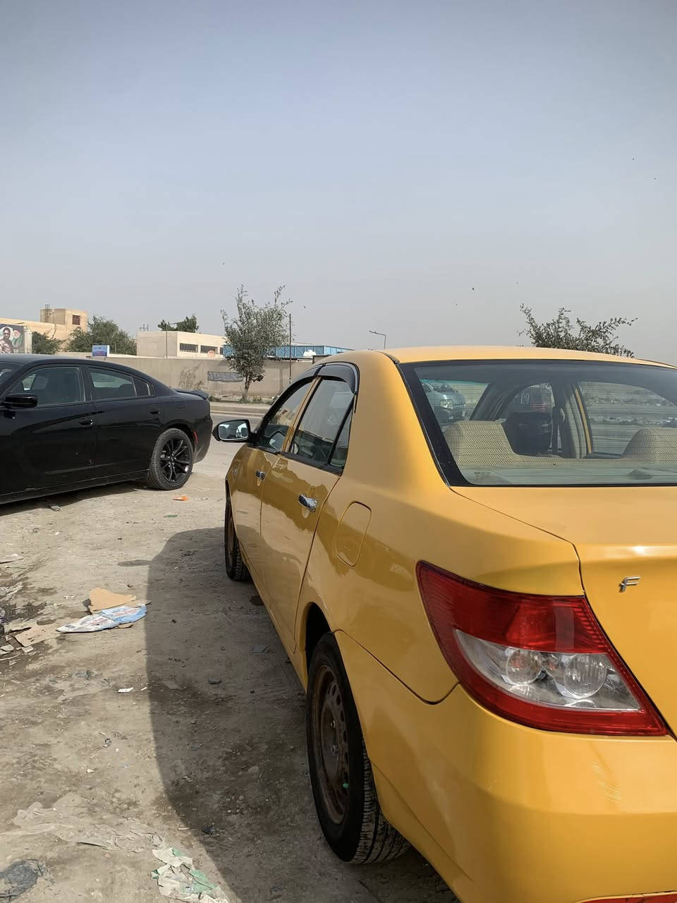 سلام عليكم بو أيدي أف ثري مديل ٢٠١١ رقم بغداد مصفره هيئه وغرامات محرك لانسر محرك وكير كفاله السياره بيه صبغ حزام ￼المكان بغداد السياحي السعر ٤٨ وبيه مجال الرقم ***********
