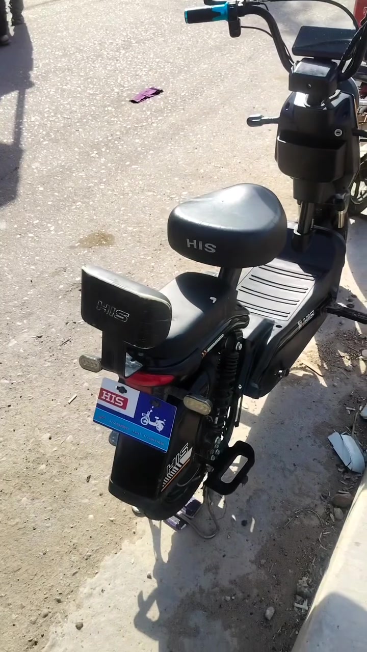 دراجات شحن للبيع السعر 🖤 السوده250❤الحمره300


**إذا كنت صاحب هذا الإعلان وتريد حذفه لأي سبب، رجاءا أرسل رسالة إلى الدعم الفني**