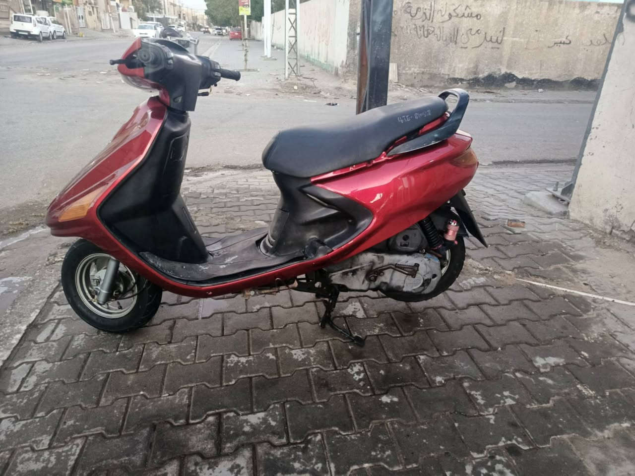 سلام عليكم دراجه البيع فراشه دراجه نضيفه كهربايات كله شغال محرك جديد دراجه كله جديده تجي وتشوف بعينك  سعره 600 وبيه مجال عنوان النجف الاشرف رقم بي بس وتساب       ***********
