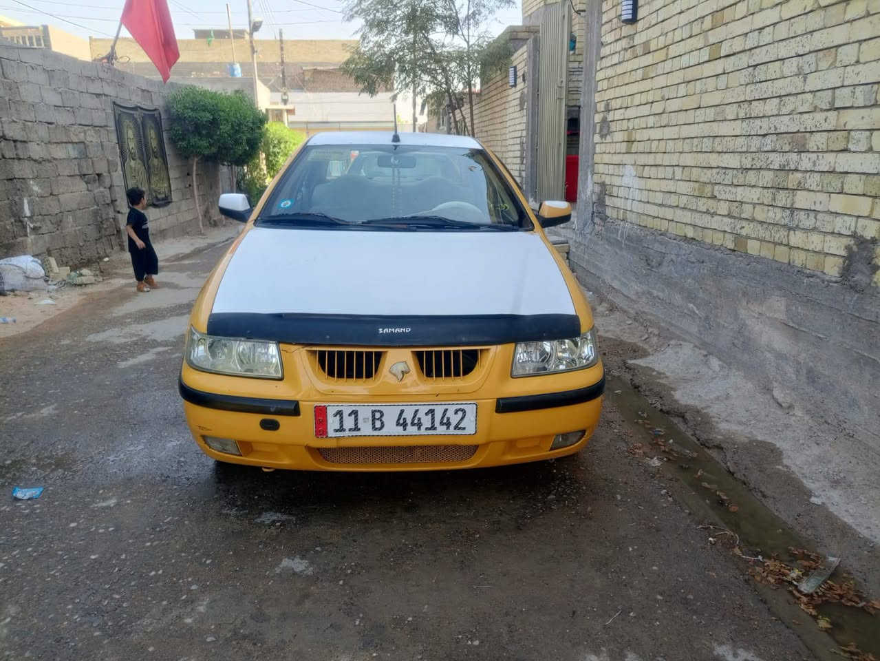 سلام عليكم سمند موديل 2011 سنويه
بأسمي معمره بس هلالين وره سيارات نظيفة گير ومكينه مكفولات تبريد جاهز سعر 34 ورقه العنوان 

بغداد 
رقم الهاتف ***********
