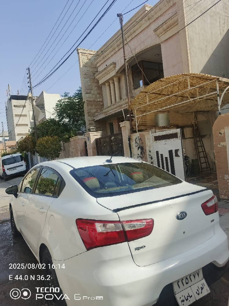 کیا ریۆ مۆدیل ٢٠١٦ مەکینەی ١٦ مەرغوبە مواسەفات سوکان ڤۆلیومە شاشە ئایپاد ئاوێنە ئاوتۆیە Eco یە 4.5پارچەی هەیە و مەکینەو گێرو هەموو شتێکی بە شەرتە سەیارەکە بێ کێشەیە و ماڵی دۆستە  (***********)  نرخیشی(80) وەرەقەیە سێ وەرەقەش خرامەی لەسەرە أربيل, العراق
