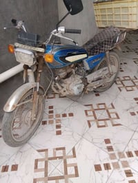 دراجة للبيع • موتوسيكل