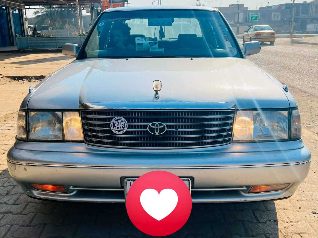 السلام وعليكم سياره ارنب طويل للبيع بلاد يسره سرعتها 240  تبريد شغال تدفه شغله برغي ما عايزه شرط الفحص موديل 92 سياره مصبوغه للجماليه بدون ضربه محرك اثنين ونص  مكينه وكير مكفوله وتحويل ثاني يوم سياره اب اسمي رقم دوالي صلاح الدين   السعر 80 العنوان ديوانيه بل شاميه رقم الموبايل ***********
