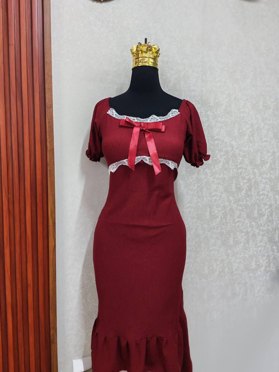 🌹 فستان فري سايز أنوثة بلمسة ناعمة
تصميم أنيق يبرز جمالك بكل تفاصيله 🤍
قماش مريح وقصة تبرز القوام بشكل راقي
ومثالي ✨
كوني مختلفة وتألقـي بإطلالة تخطف الأنظار ❤️
متوفر الآن 🔥
يوجد خدمه توصيل


**إذا كنت صاحب هذا الإعلان وتريد حذفه لأي سبب، رجاءا أرسل رسالة إلى الدعم الفني**