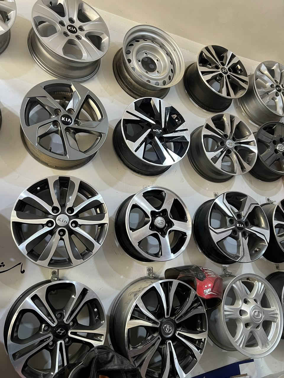 يا الله متوفر كافة الوياله الاصليه الزيرو و الاطارات و الزيوت ماركات عالميه العنوان سماوه حي العسكري مقابل جامع الامام علي❤️ ***********
*********** واتس
