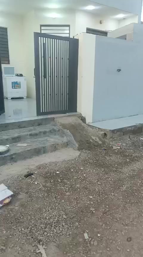 سلام عليكم دار للبيع
مساحة ١٥٠م ةمتر 
زراعي توزيع محمد ليلى 
بناء فول فول سعر خاص ***********
