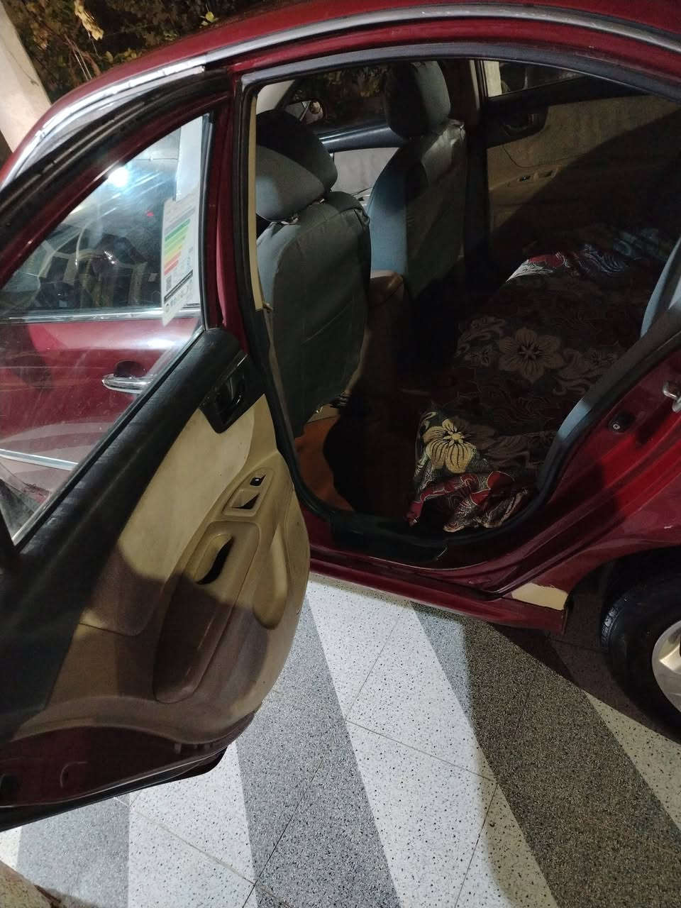 يا الله سياره للبيع اوبتما رقم بغداد الماني حادث جاملغ + باب الخلفي كد شبر سياره احله من الصور 
100 بيها مجال حك جيتك 
العنوان محافظه صلاح الدين قضاء بلد 
الاتصال والاستفسار على الرقم صاحب السياره 
***********
