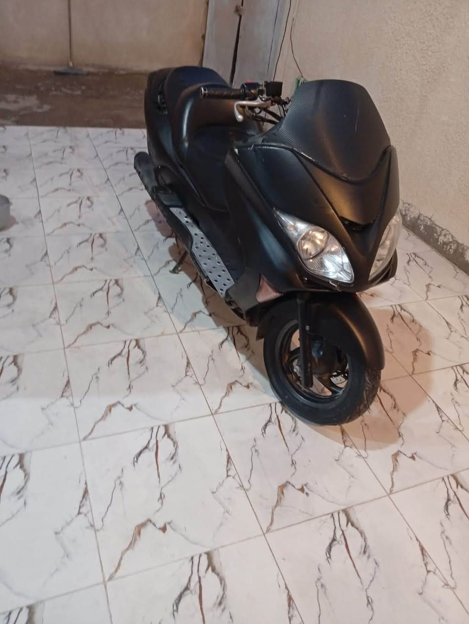 فورزه 08 للبيع  كهربائيات كلها شغاله والنضافه شوفت عينك مستعجل ع بيعها بسعر 700 وبيها مجال عنواني البصره كرمه علي للتواصل واتساب ***********
