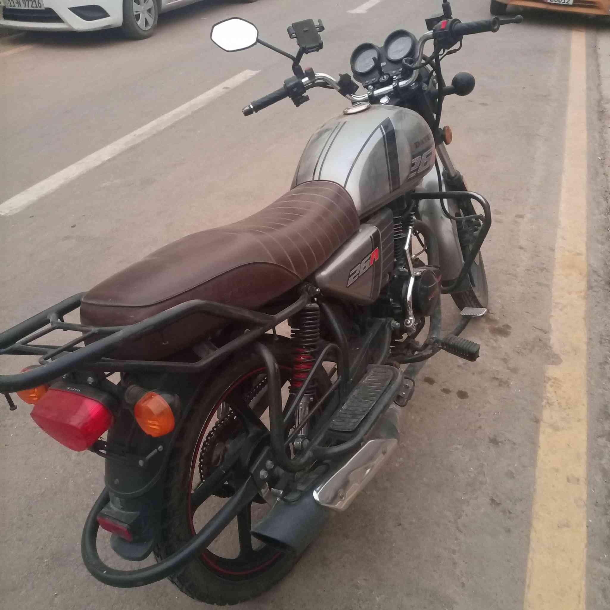 السلام عليكم دراجه دايون 23 مرقم سنويه سعر 2250 مليونين وربع وبيها مجال قليل لون رصاصي فضي 
للاتصال ***********
***********
