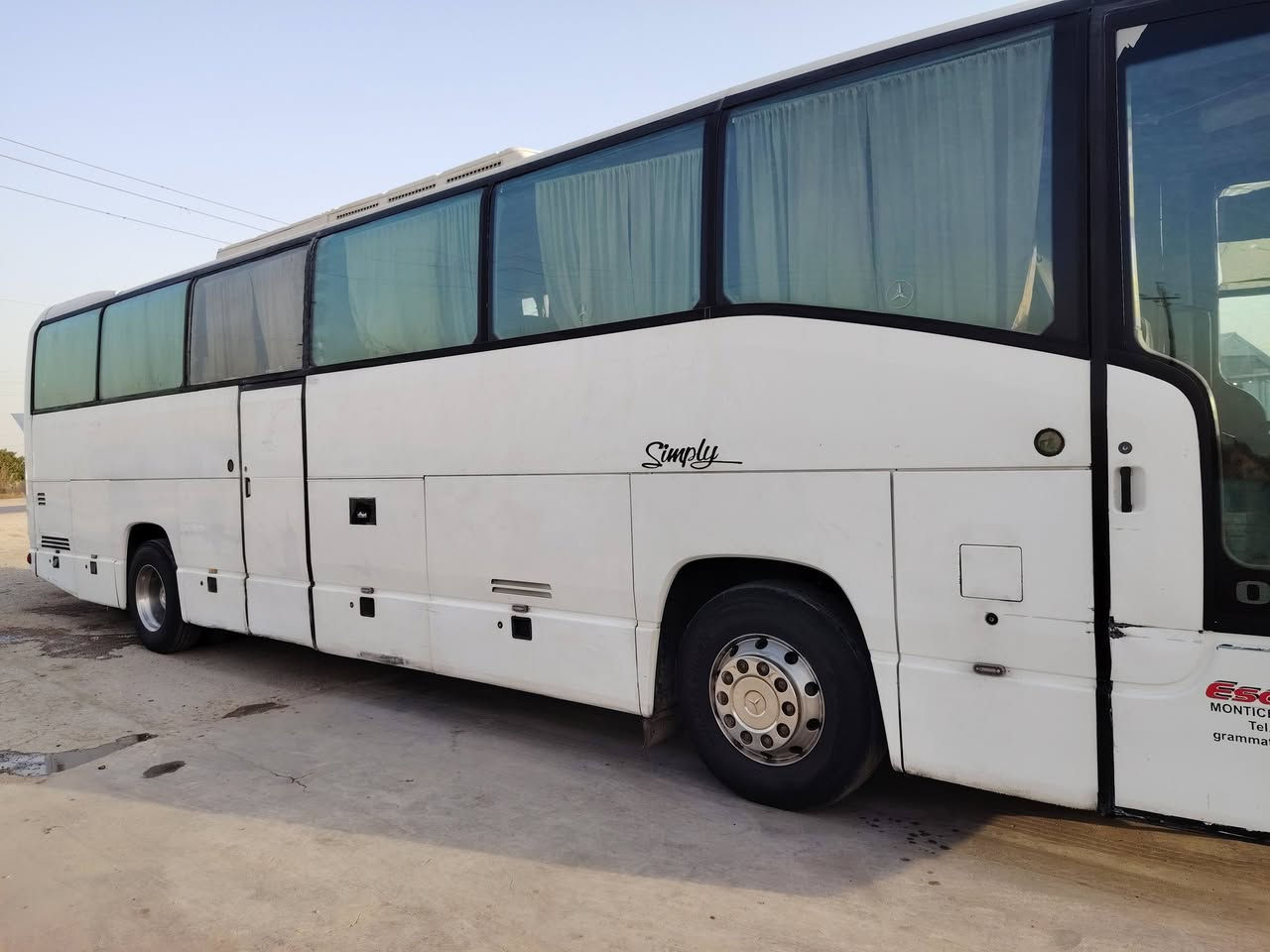 404 موديل 2002 انگليزي بأسمي  اداورلك ثاني يوم بالنسبه للمحرك مجفته يم رعد ابو النجف توني   بوش بستم رنك وكورات ونوازل.             وكلج جديد يم علي كنوش           التبريد شدية كمبريسر وبخاخ يم ابو
 الحله
التايرات تخم صار شهر
فاتح اربع وياله يم كنوش بولبرنات ودسكات وعقول البريك
تلبيسه جديده
باتريات كوري ابو 200 بعدني ما دافع فلوسهن جدد الله وكيل
السعر 3500 ثلاثه ونص وبي مجال
الاتصال *********** واتساب بي
