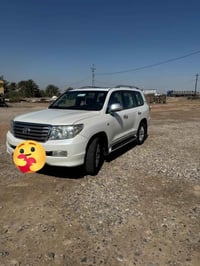 لندكروز فكساره 8مكينه مكفوله سياره. عله وضع الشركه موديل 2010 سياره. ك...