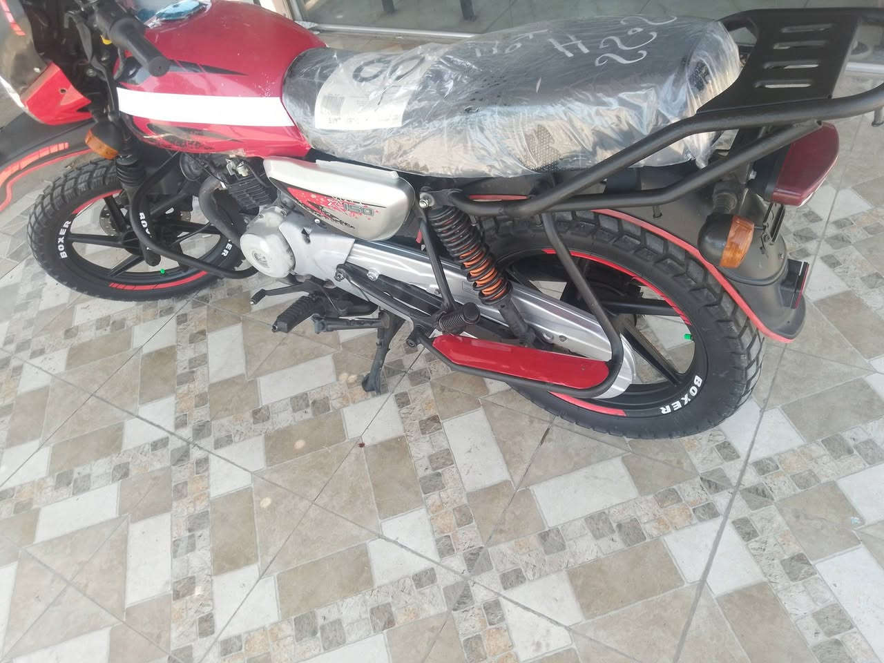 سلام عليكم درجه بوكسر جبلي موديل 22 شهر 10 درجه جاهزه من كلشي اوراق كامله سعر 950 بكاني بغداد لبياع شرطه الخامسه ***********
