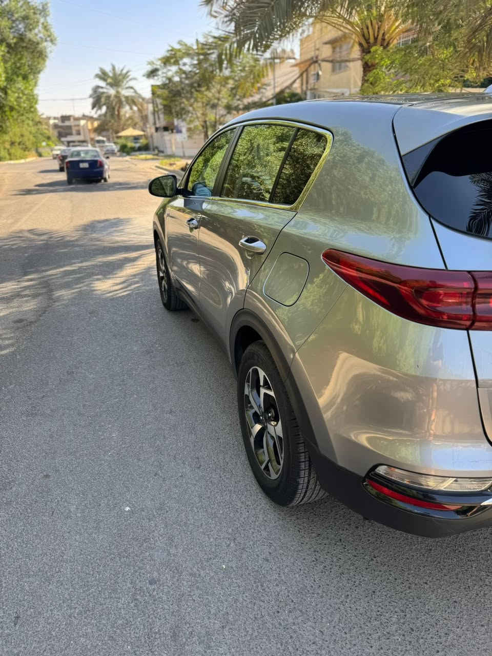 السلام عليكم 
كيا سبورتج 2021 رقم بغداد.  حادث سرقه تاير مكفوله من الصبغ  صور الحادث مرفقه
ماشية 42 mi
المواصفات : محرك 2400 / شاشة // كامرة  / بلوجكتر  / قطعتين تبريد / مانع انزلاق / مانع انحدار / مود درايف / تحكم ستيرن / كروس سرعة / شاشة اعطال / بلوتوث / اواكس / 

عنوان بغداد العطيفيه:📍📍

للاستفسار الاتصال بالرقم :***********
