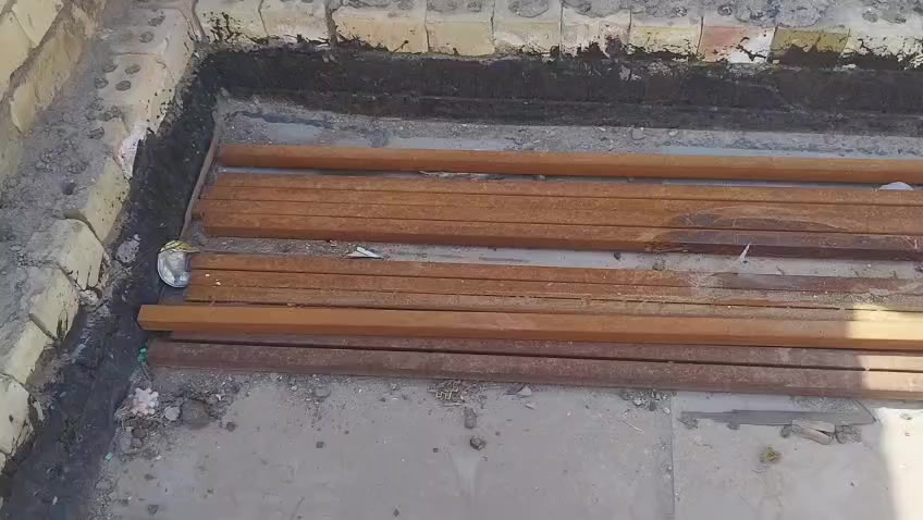 سلام عليكم غراض محميه مامستخدمات للبيع 9قطع بيارسي و5قطع چينكو و12بوري السعر 325الستفسار على هاذه الرقم***********
