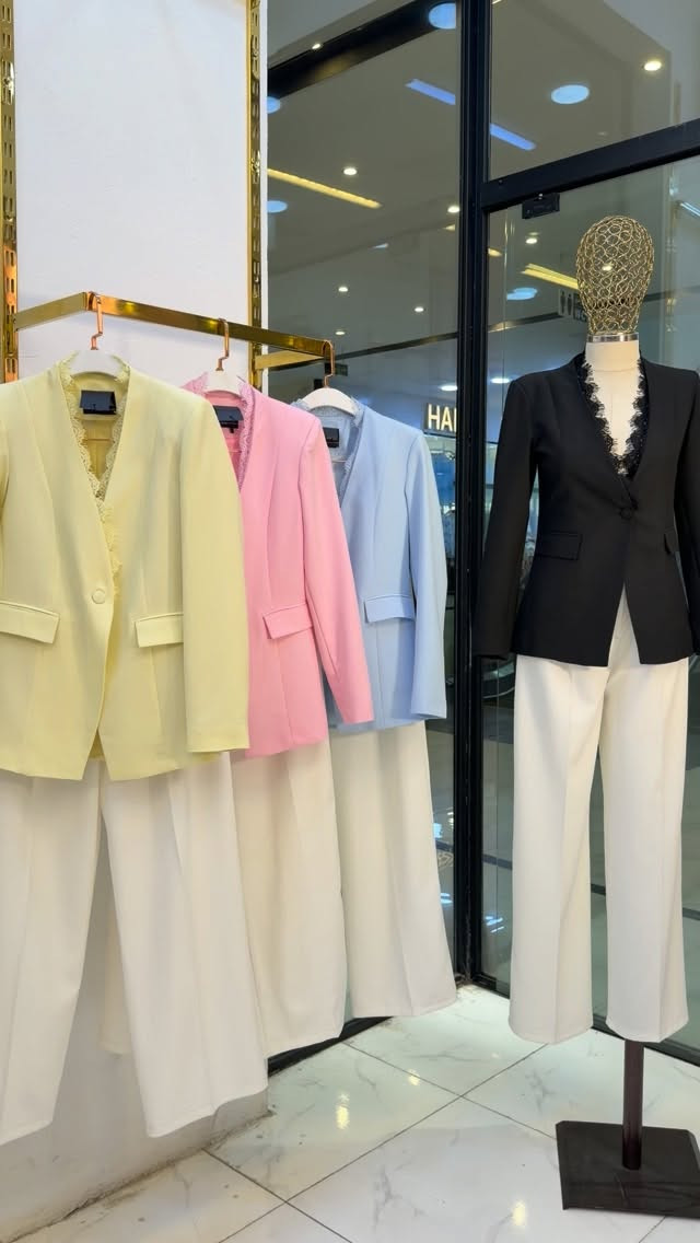 ازيــاء ليان 👚👖 🛍️

العنوان:

اربيل / سوك منارة / بناية F / رقم المحل 85 

🌺🌺🌺🌺🌺

يوجد خدمة توصيل
لجميع محافظات العراق 🚕🚕 

للحجز والاستفسار يرجى مراسلة الصفحة او الاتصال على الرقم 
 
0️⃣7️⃣5️⃣0️⃣3️⃣1️⃣1️⃣5️⃣1️⃣4️⃣7️⃣

واتساب 👆🏽👆🏽👆🏽

#العراق #اربيل #بغداد #ازياء #اكسبلور


**إذا كنت صاحب هذا الإعلان وتريد حذفه لأي سبب، رجاءا أرسل رسالة إلى الدعم الفني**