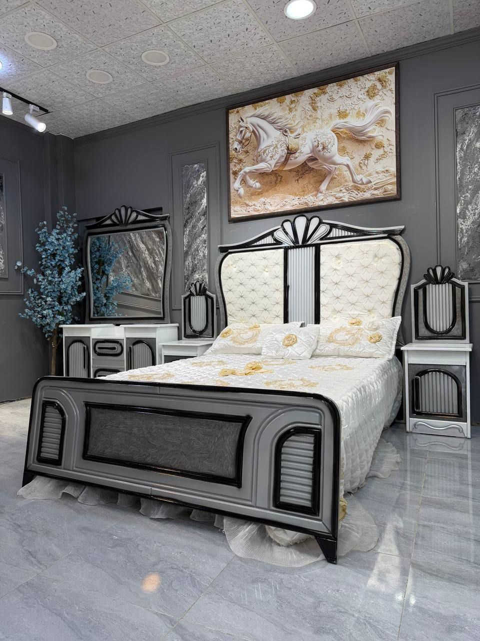 غرف 

تتكون من  10  قطع 

عرض الكنتور 3 و20سم

ارتفاع الكنتور 2 و20سم

السرير بلوك ٦ ارجل

طول السرير 200 سم 

عرض السرير 160 سم 

الضهر براغي


**إذا كنت صاحب هذا الإعلان وتريد حذفه لأي سبب، رجاءا أرسل رسالة إلى الدعم الفني**