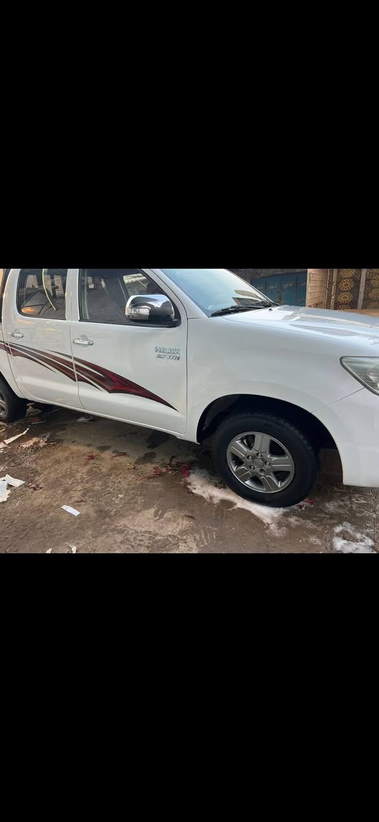 سلام عليكم عندي سياره للبيع بيكم موديل 2014 رقم ميسان  كير وتماتيك شاصي 19 كوتي ماشيه ٢٥٠ألف تحويل مباشر سياره جديده وحلوه عنوان البصره المدينه ولشراي يتصل على ***********
