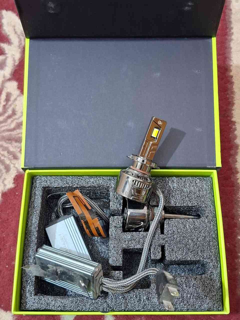 لايت زنون تحكم عن طريق الموبايل فيشة h7 انارته قوية 
سعر 50 مكاني خور للزبير


**إذا كنت صاحب هذا الإعلان وتريد حذفه لأي سبب، رجاءا أرسل رسالة إلى الدعم الفني**