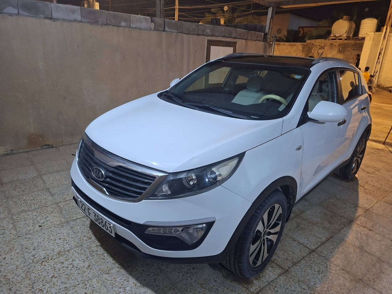 سلام عليكم سيارة البيع كيا سبورتج موديل 2014 رقم أربيل سنويه الئ  2030 سعر ١٦٠ بيهه مجال *********** مكان البصرة ابي الخصيب
