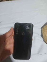 واي 9 برايم كامرة منبثقة ذاكرة 128 شاشته مفطره كلشي مابي لمسه حلو السع...