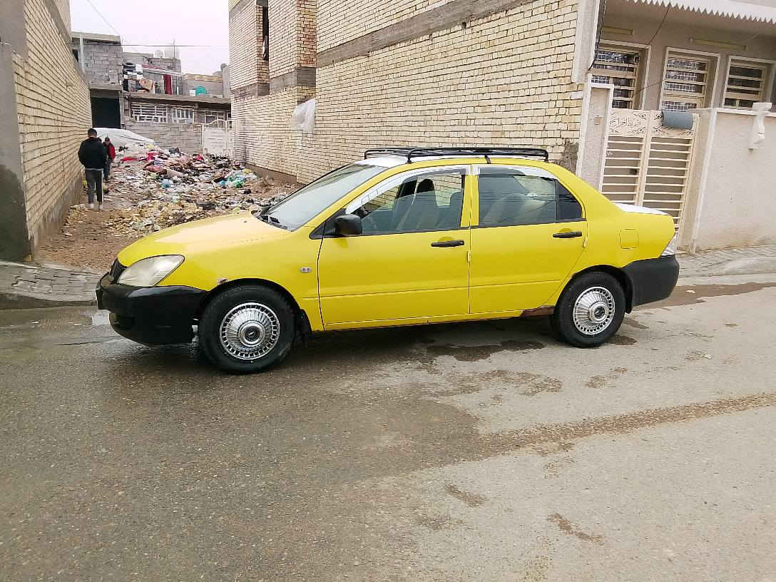 اسلام عليكم
لانسر موديل 2010...  
محرك الفين 2000 شديته قبل شهر  مكفول 
كير مكفول 
كشر مكفول 
صدر مكفول 
تبريد ثلج ماشالله 
تدفئه خير من الله 
كهرباءيات مكفوله 
سياره خير من الله 
رايده 71 وبيه مجال حك الجيه 
رقم تليفون ***********
رقم لوتساب ***********
سكن بغداد قرب سيطره شعب القديم..  تحياتي 
رقم بغداد  انكليزي باسمي ما مطلوبه كلشي مصفره
