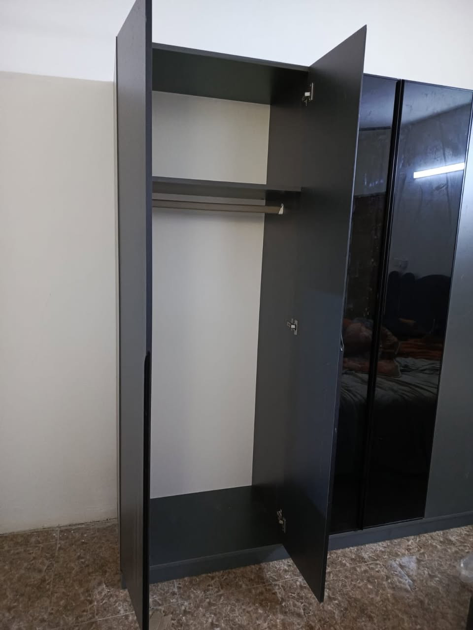 غرفه للبيع غير مستعملة جديد كلش
السعر ٥٠٠ ***********
