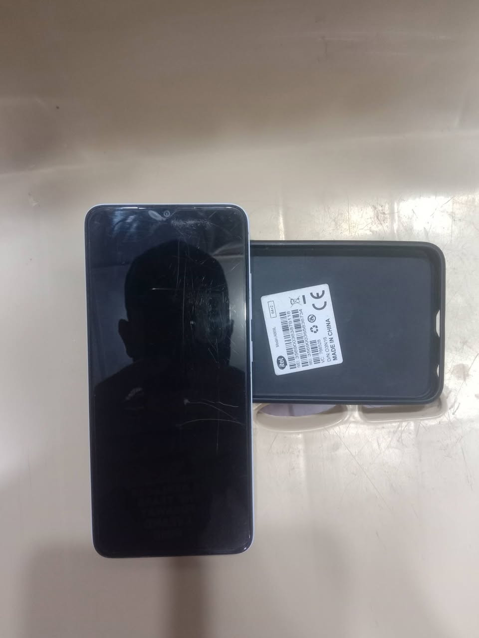 جهاز ايتل A50c نضافه 100% بصمه ذاكره 64 جهاز حلو ونضيف ما داخل تصليح سعر 75 مجال بسيط ***********

