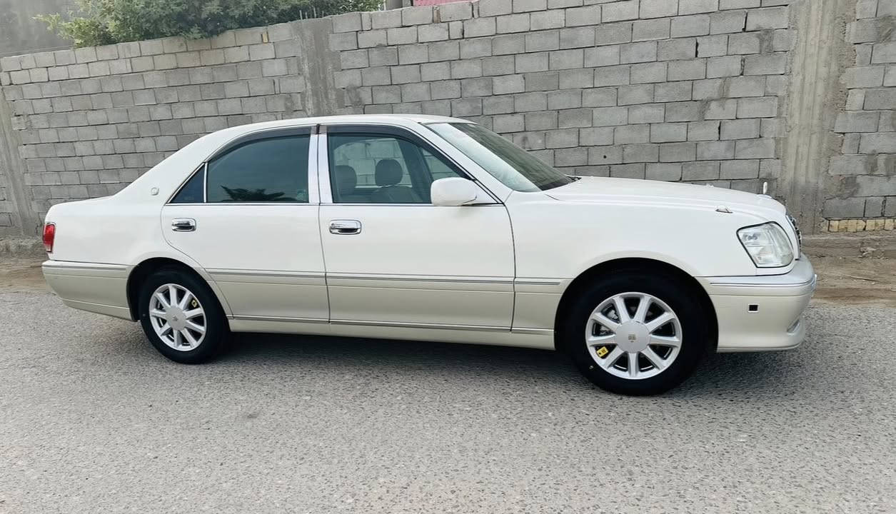 جنون ملكه رقم بصره الجديد بسمي  موديل 2002 كفاله عامه شرط زيرو 3 دكم كرستال اصل كشنات جلد بلاد برده خلفيه ديفور الجبير تحويل فوك وجوه نجف ويل نجمه اصلي لايت زنون ماشيه 75 الف شاصي 75 سياره جديده كلش السعر 163 وبيه مجال بسيط للشراي*********** مكاني بصرة المدينة
