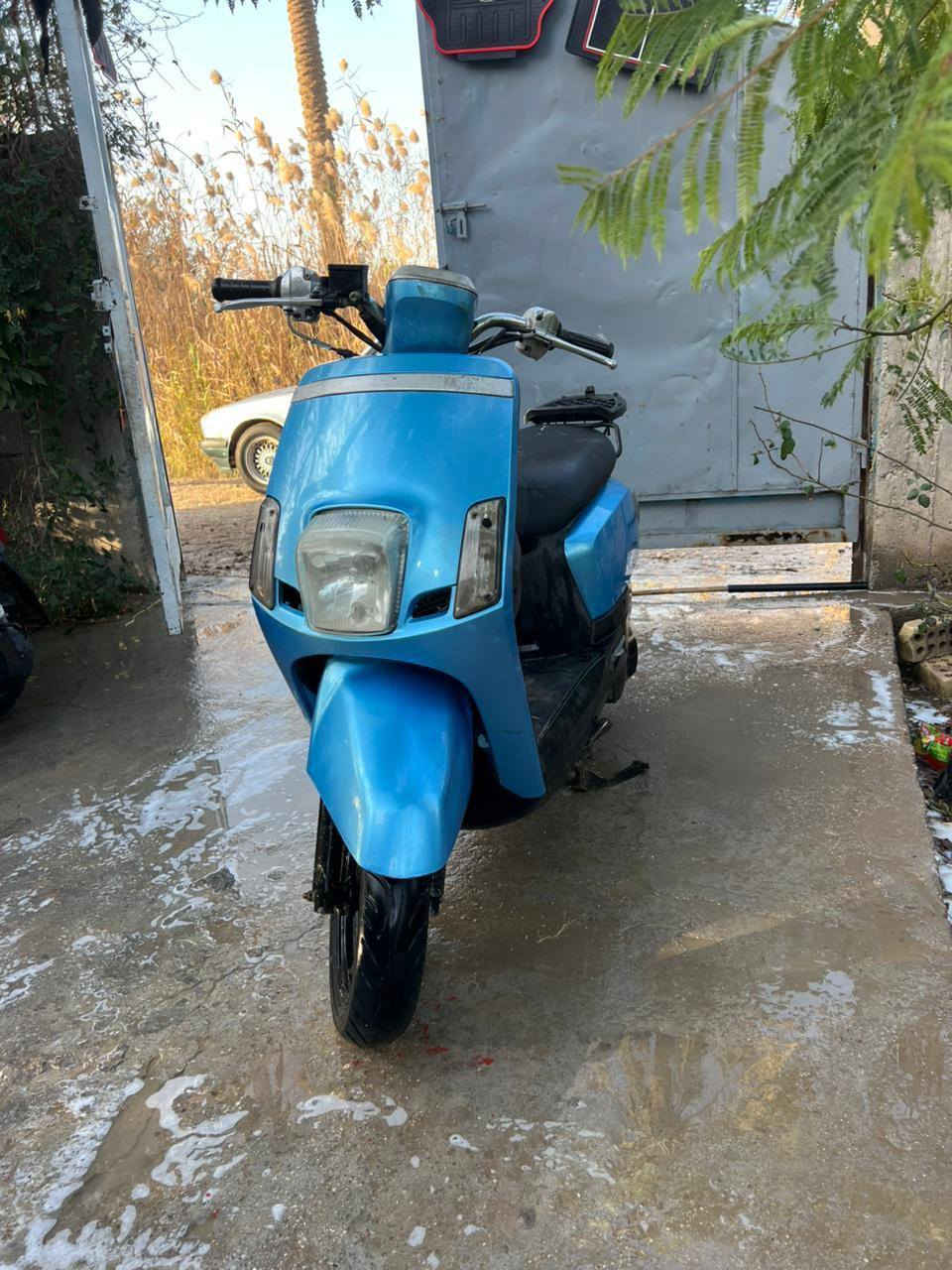 سلام عليكم دراجه بوليس مسطره موديل ١٣ دراجه فول نضافه وشعله ومعدل تجي تفحص كبال عينك للبيع او امراوس شعندك نزل ***********
