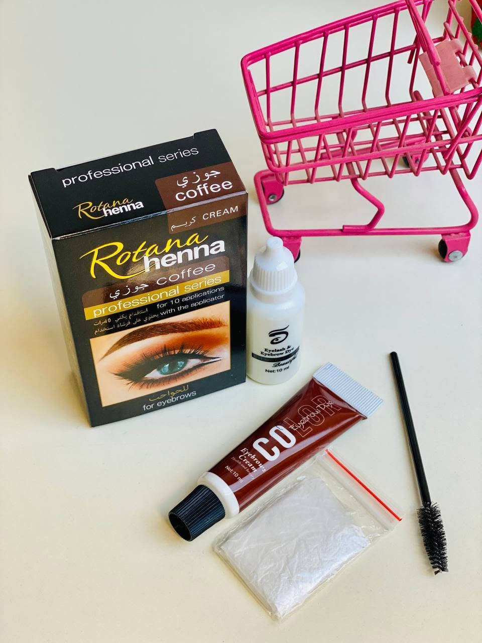 ✨ احصلي على إطلالة حواجب طبيعية وجذّابة مع Rotana Henna – Brown ✨
توفرت ب لونين 
1.بني طبيعي ✅
2.جوزي ✅

✔️ لون بني طبيعي ولون الجوزي 
يمنح حواجبك مظهراً أنيقاً وممتلئاً.
✔️ تركيبة احترافية تكفي حتى 10 استخدامات.
✔️ سهل الاستخدام مع الفرشاة المرفقة لتحصلي على نتائج دقيقة ومتناسقة.
✔️ مناسب لجميع أنواع الحواجب ليمنحك ثقة وإطلالة مثالية تدوم.

💖 كوني الأجمل… بحواجب مرتبة ولون غني يبرز جمال عينيك!

السعر 6 الاف فقط


**إذا كنت صاحب هذا الإعلان وتريد حذفه لأي سبب، رجاءا أرسل رسالة إلى الدعم الفني**