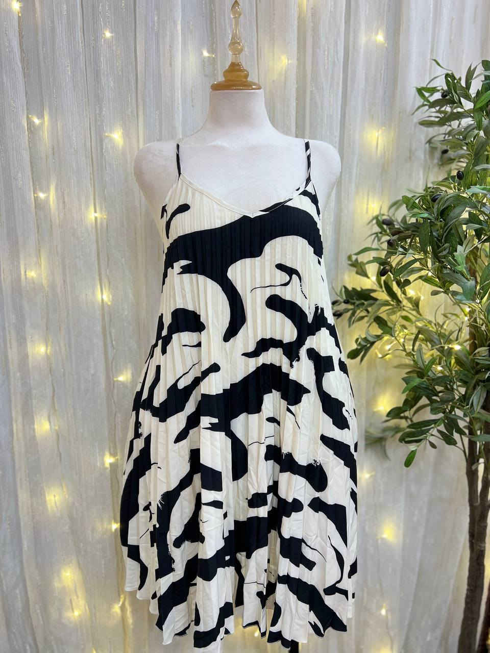 السلام عليكم عندي ملابس شي ان واسعار مناسبه كلش ومسويه تخفيضات عليهن ال تحب ترسالني خاص


**إذا كنت صاحب هذا الإعلان وتريد حذفه لأي سبب، رجاءا أرسل رسالة إلى الدعم الفني**