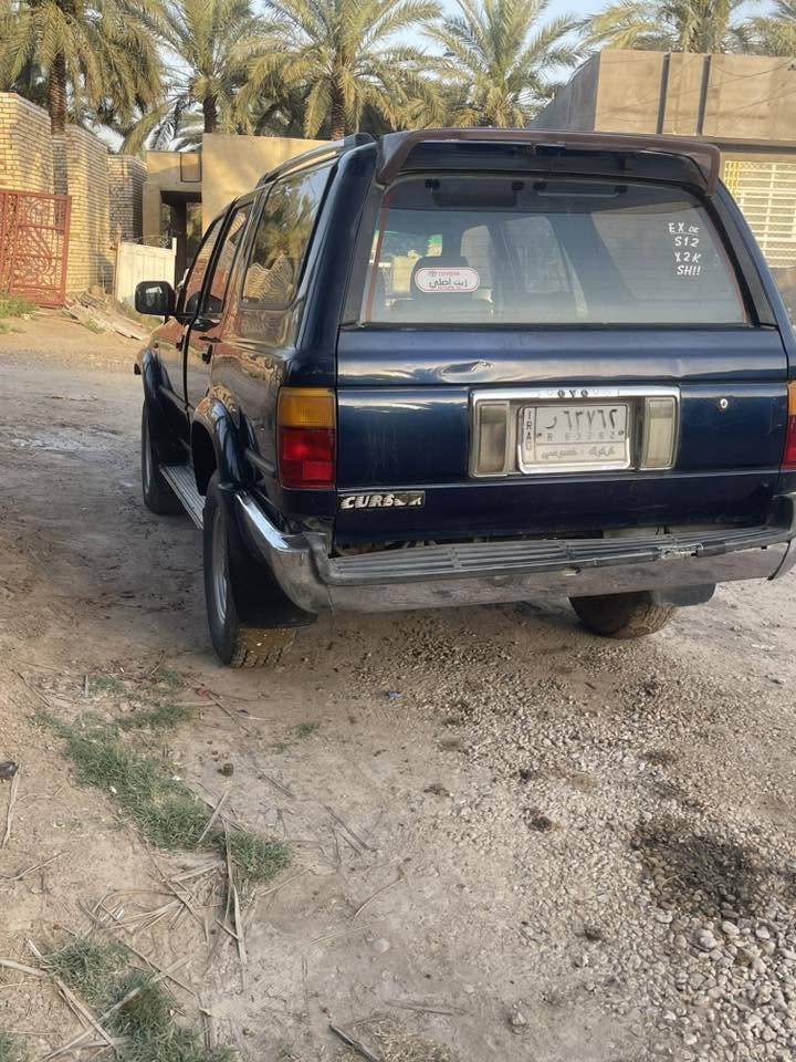 سلام عليكم ورحمة الله وبركاته 
سيارة TOYOTA لاينر موديل 92سنويا لل٢٧رقم كركوك خصوصي عندي بيها وكاله عامه ام باركود تريد تحويل تريد وكاله مكينه وكير كاز هيونداي كهربائيات سلف داينمو اناره كامله داخل وخارج جام كهربائي بيها مكينه كايمه تبخر سياره تمشي ومكينه صافيه بم ونزول وحماوه كله طبيعي بيها تخم تاير ويل كب غرفه نظيفه جاهزه سياره من كلشي بس مكينتها كايمه /سعر ٤٠وبيها مجال 
رقم تلفون ***********
***********
