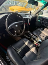 Bmw ١٩٩٢ موديل  حجم 535 كير عادي  صدر امامي خلفي جديد طخم تاير جديد وي...