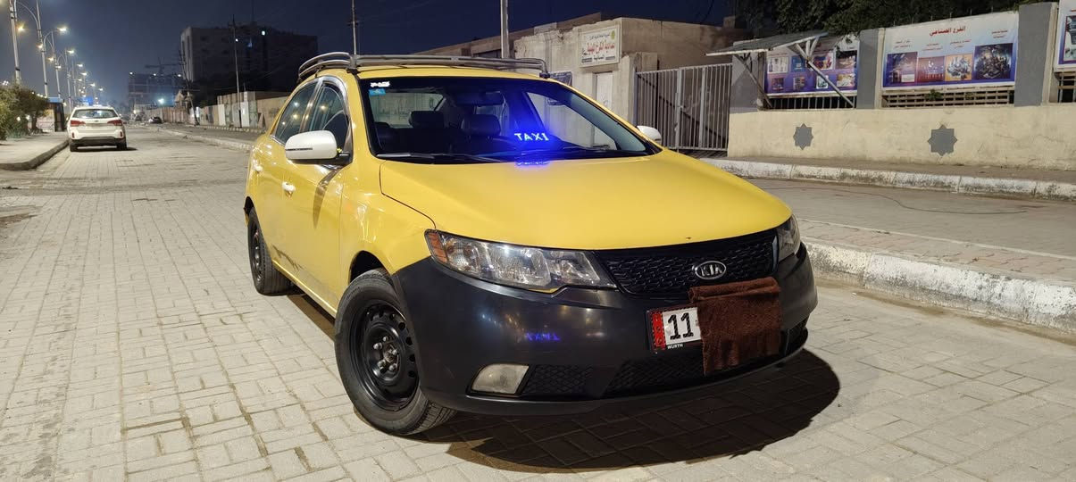 السلام عليكم كيا فورتي مديل 13 امريكي بغداد بسمي مصفره هيئة وغرامات هزه جديد سنويه تنتهي 31كير مكينه تبريد شغال بس بي الفان مطشر هواء سياره نضيفه مال شغل كشرها نضافته 70% سياره اني مبدلها دعاميه  بيها جامغ خلفي  وبيها جاملغ امامي 
مكاني بغداد المنصور  سعر 84
رقم ***********
