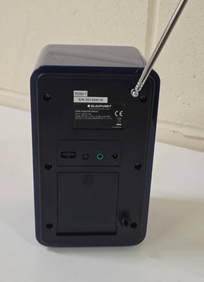 راديو ماركه بلافونكت BLAUPUNKT الجهاز باله جاي من بريطانيا نضيف جدا جدا
 السعر على الخاص


**إذا كنت صاحب هذا الإعلان وتريد حذفه لأي سبب، رجاءا أرسل رسالة إلى الدعم الفني**