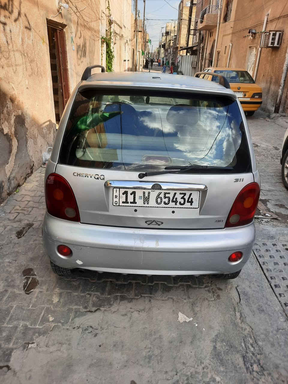 السلام عليكم شيري كيوكيومدل ١١مشروع وطني هزة جديدة والسيارة نضيفه سعر٢٨وبيهامجال مكان بغدادالجديدة هاتف ***********
