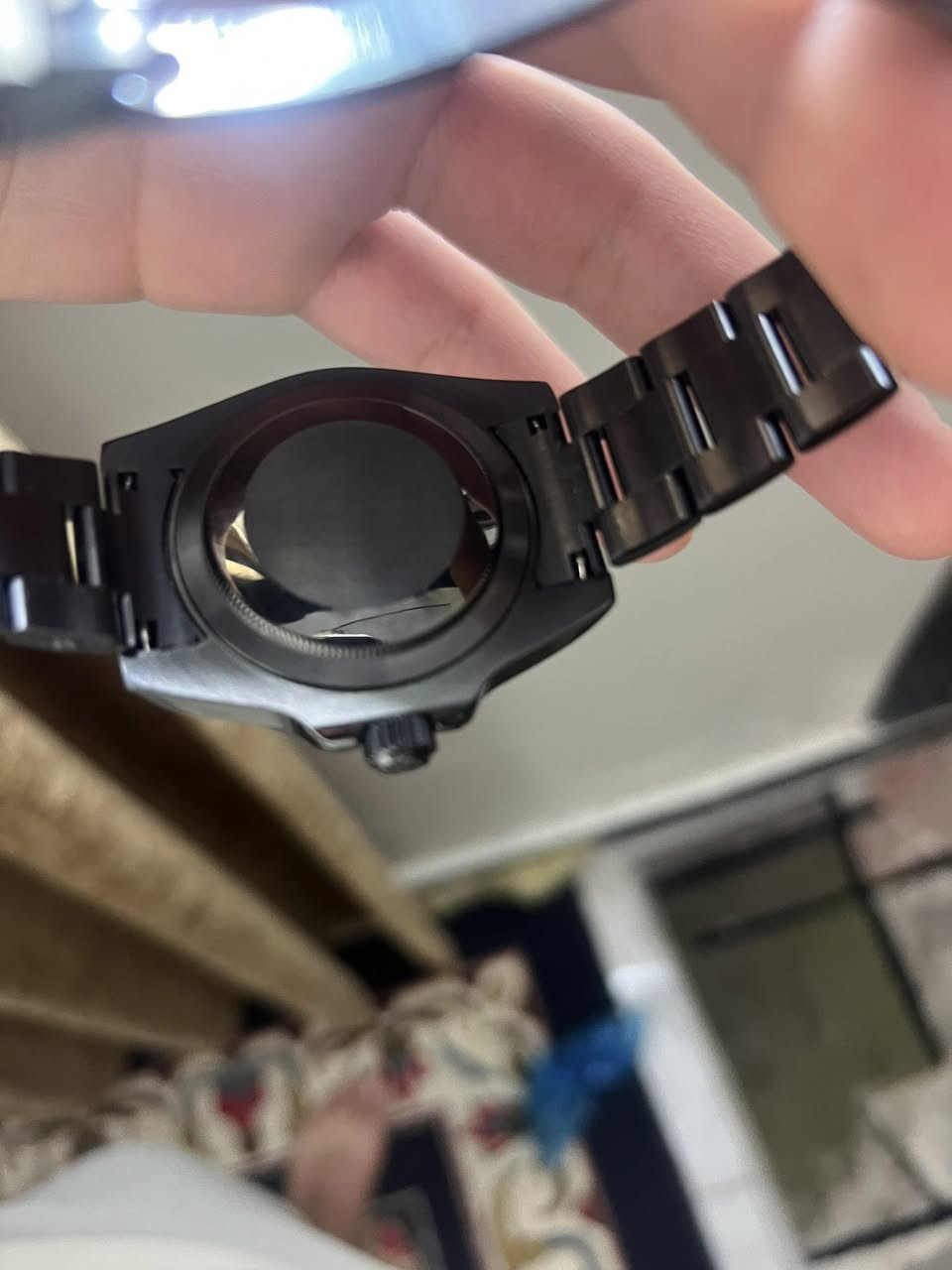 رولكس اوتماتيك ماستر
Black   نظيفة جدا 
علئ اول تم 75 
متوفر توصيل 
رقم الهاتف ***********
