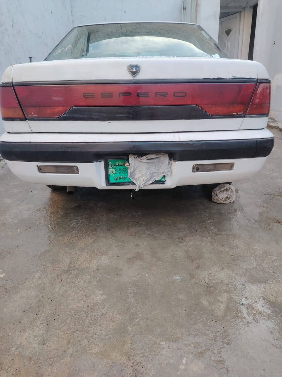 اسلام عليكم دايو موديل 1995 سنويه بيضه شرط الوكاله وتحويل شرعي موجود كابون بانزين بيه سياره جاهزه قفل مركزي صدر تواير محرك فكتره 18 وايرمنيه كله شغاله سعره 17وبيه مجال اتصل وتدلل***********
