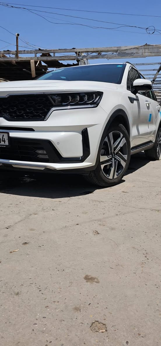 السلام عليكم وتقبل الله صيامكم
موديل ٢٣ خليجيه رقم بغداد بأسمي

السياره ماشيه تقريبا 40 الف كم

بيها صبغ قليل مثل ما مؤشر بالصور

وشخط تكحيل بالجاملغ الامامي الايمن

عنوانها بغداد_الشعله

السعر 275 وقابل للتفاوض

للاستفسار خاص او الاتصال ***********
