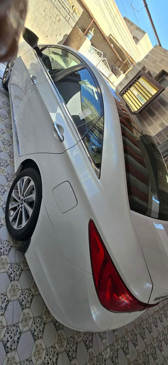 سوناتا خليجي ٢٠١٣ مكفوله والسونار مرفوق السياره نضيفه جدا ماشيه ١٢٣  فول مواصفات السياره مكانه الحله المركز 
السعر ١٤٥ وبيه مجال 
*********** الهندية, كربلاء
